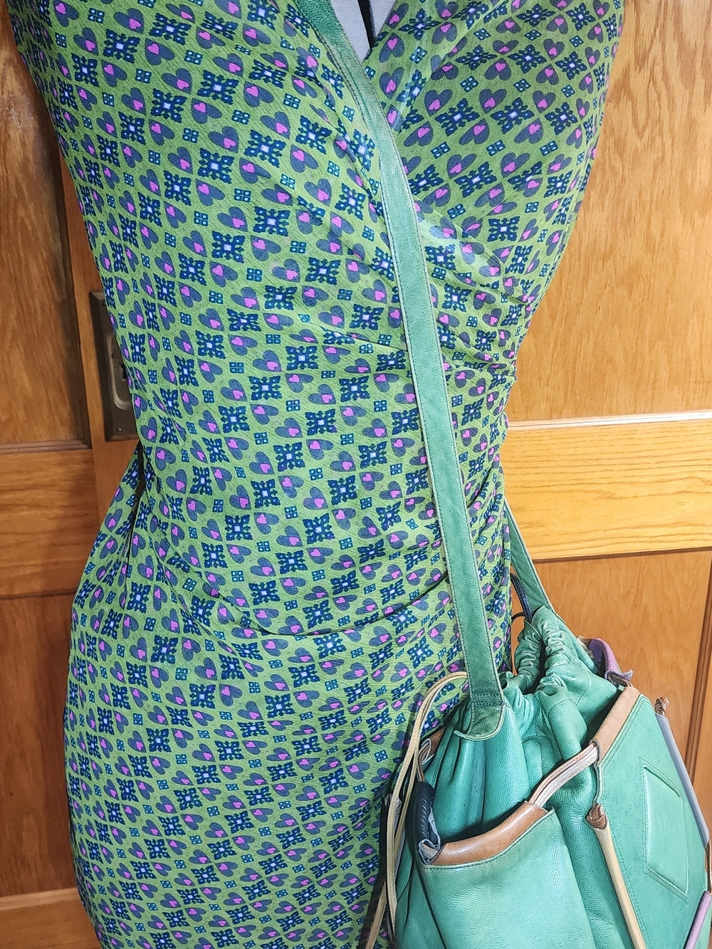 Sharif Green Leather Drawstring Bucket Bag with Multicolor Trim - Picture 3 of 5